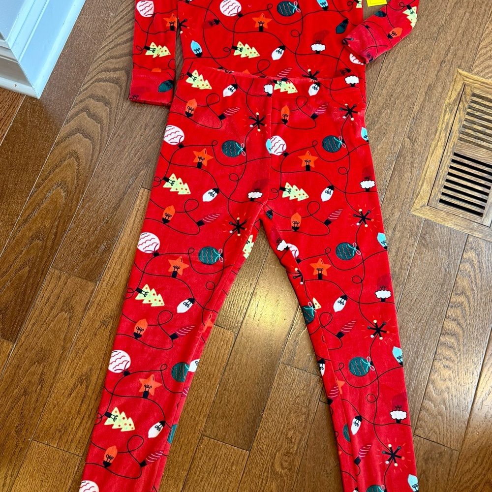 Cat & Jack Red Holiday Pajama Set